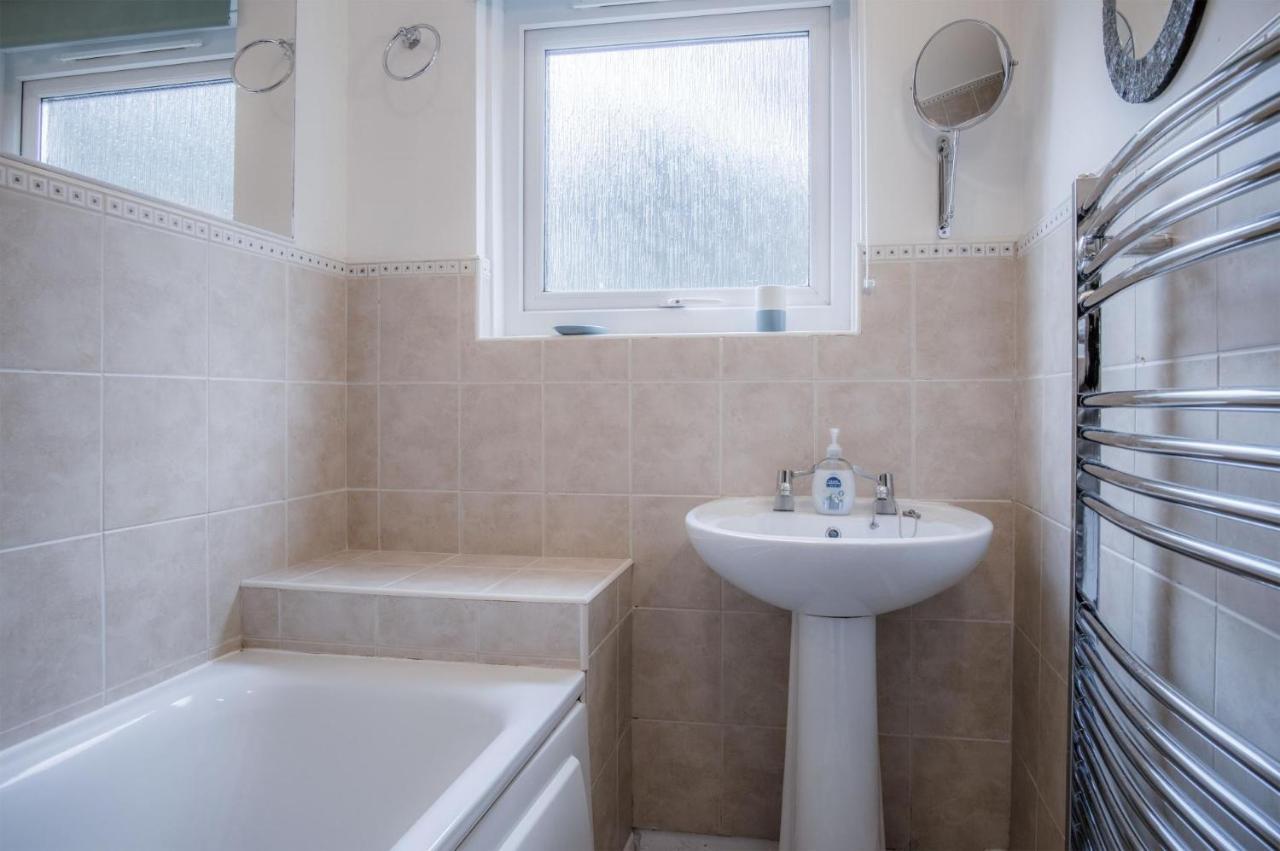 Glenvale - 2 Bedroom Apartment - Saundersfoot Dış mekan fotoğraf